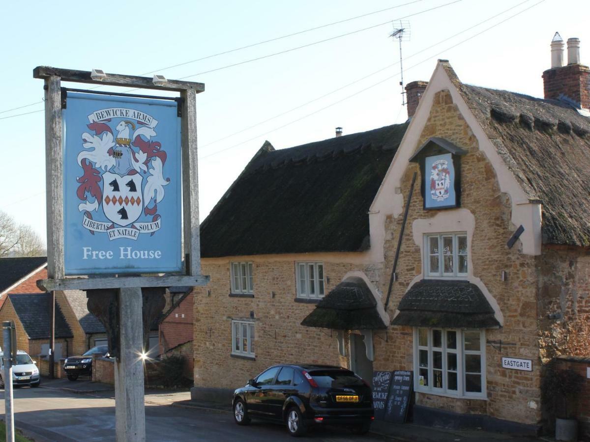 The Bewicke Arms Bed and Breakfast Hallaton Εξωτερικό φωτογραφία